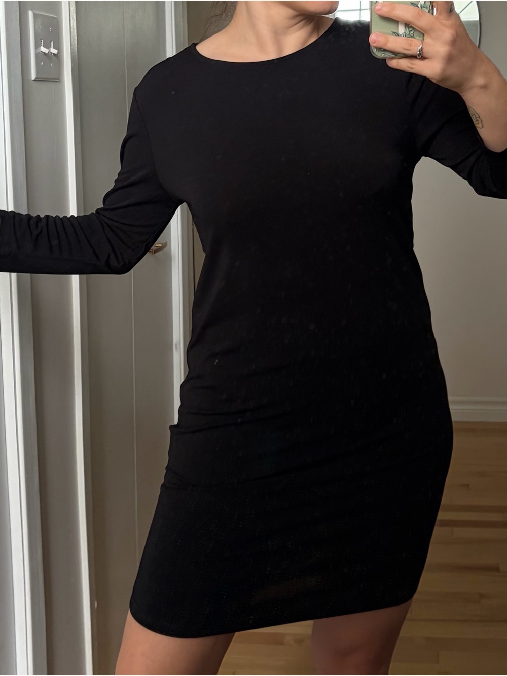 H&M Black Long-Sleeve Bodycon Dress